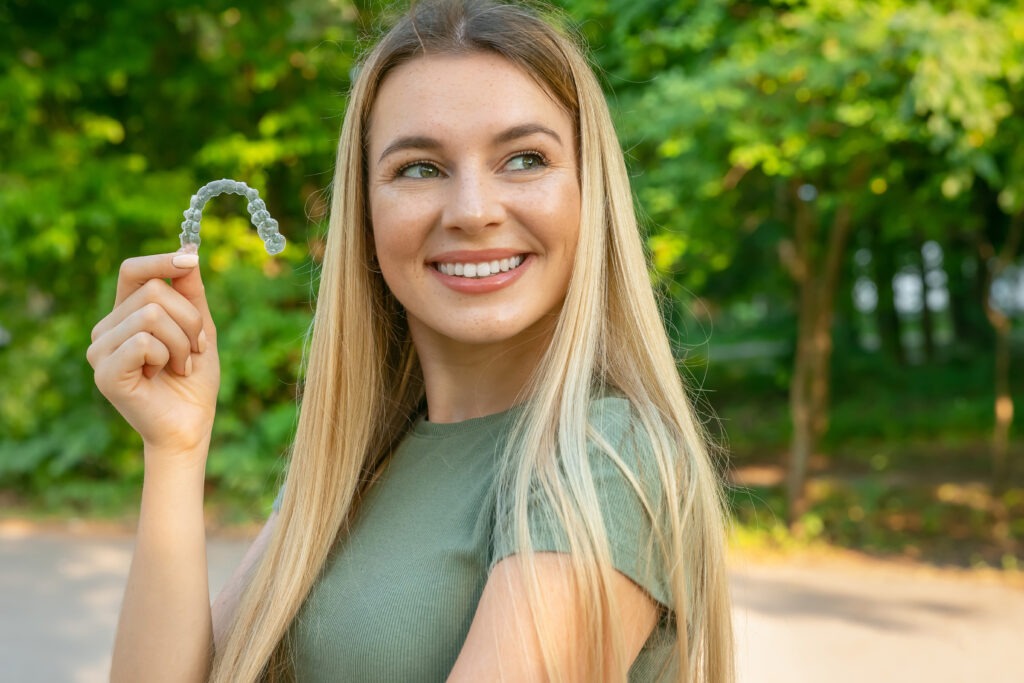 4 Tips To Care For Your Retainers